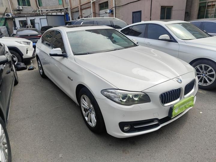 5 Series 2017 520Li photo 3
