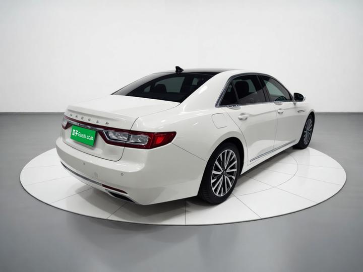 2019 2.0T RWD China VI photo 4