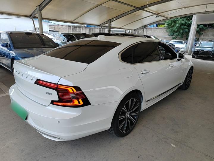 S90 2023 B5 Luxury photo 4