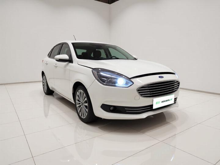 Escort 2019 Facelift 1.5L AT China VI photo 3