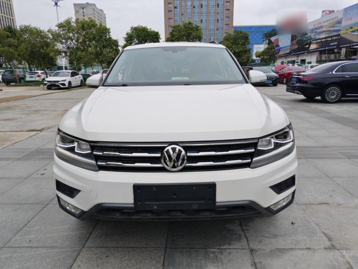 Tiguan L 2020 330TSI AT RWD China VI photo 2