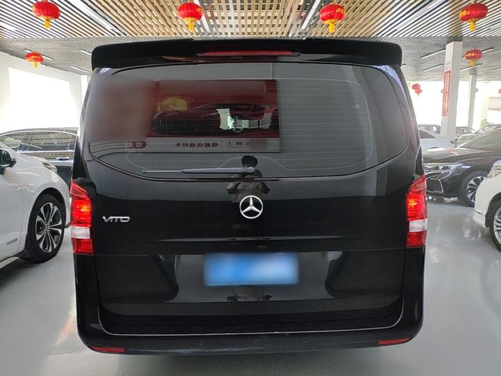 Vito 2023 2.0T Business 7-Seater photo 3