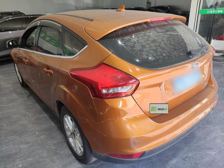 Focus 2017 Hatchback EcoBoost 180 AT Elite photo 4