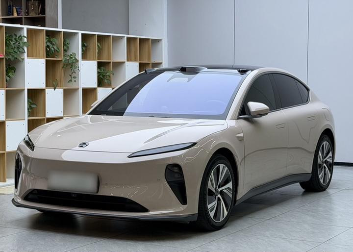 ET5 2022 75kWh