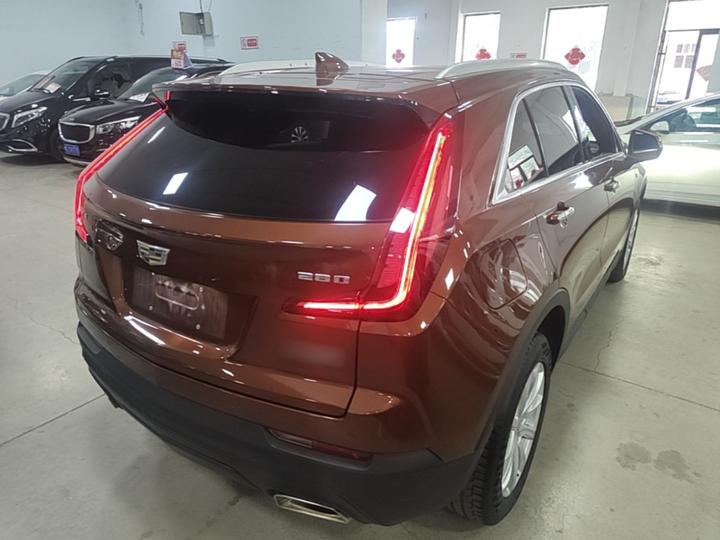 XT4 2020 Facelift 28T RWD Tech photo 4
