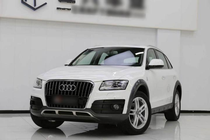 Q5 2017 Plus 40 TFSI Tech