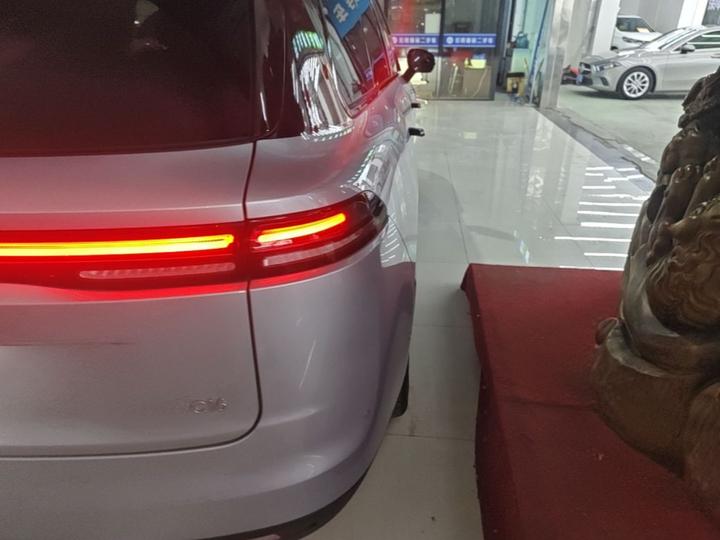 Leapmotor C16 2024 EV 520 Exclusive photo 7