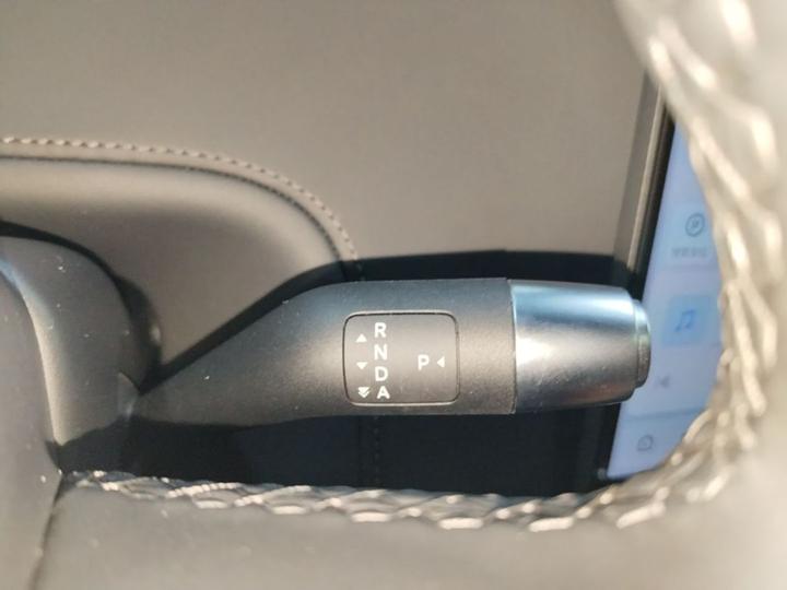 Li Auto L6 2025 Pro Smart Refresh Edition photo 5