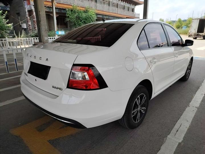 Rapid 2019 Facelift 1.5L AT Standard China VI photo 4