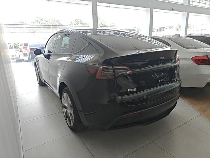Model Y 2022 Long Range AWD photo 4