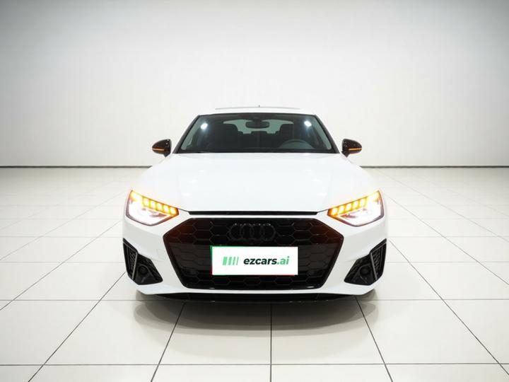 A4L 2022 40 TFSI Luxury Dynamic photo 2