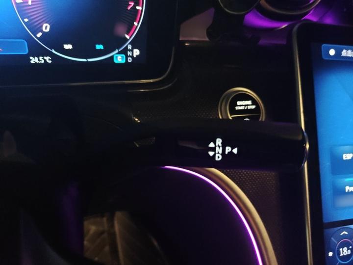 C-Class 2025 C 260 L Sport photo 6