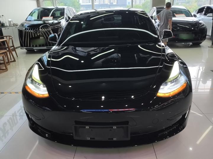 Model 3 2022 RWD photo 2