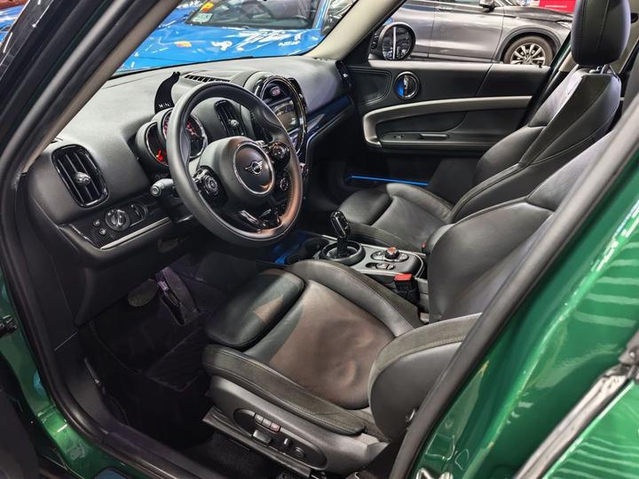 2019 1.5T COOPER ALL4 Wagon photo 6