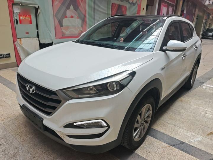 Tucson 2015 1.6T DCT RWD Smart