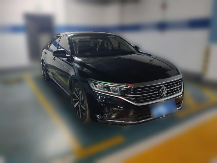 Passat 2022 330TSI Luxury photo 3