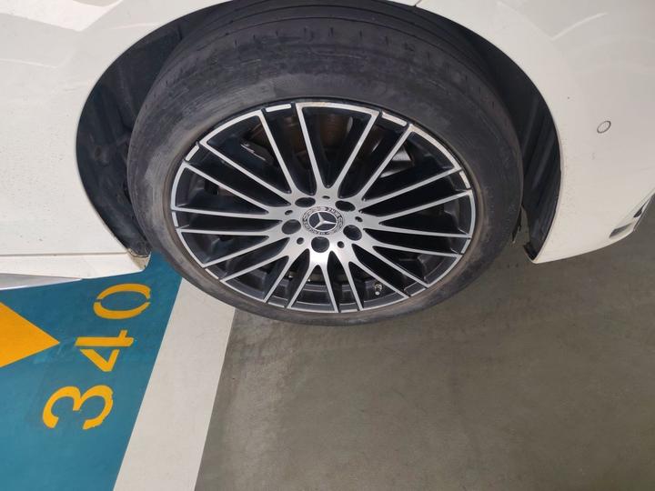 C-Class 2023 C 260 L Sport photo 8