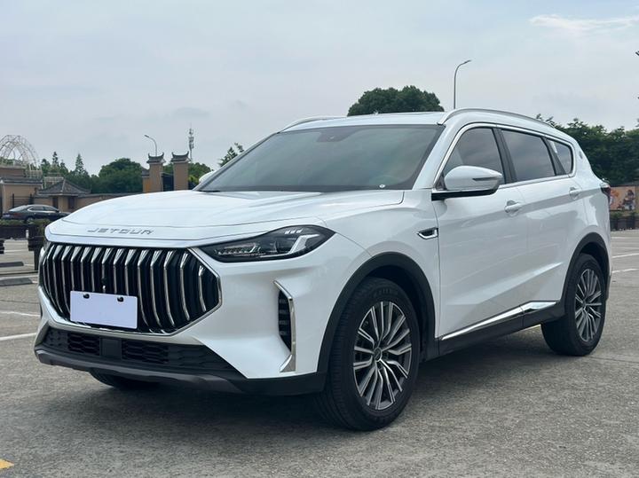 X70 PLUS 2025 Champion 1.5T DCTMAX 5-Seater