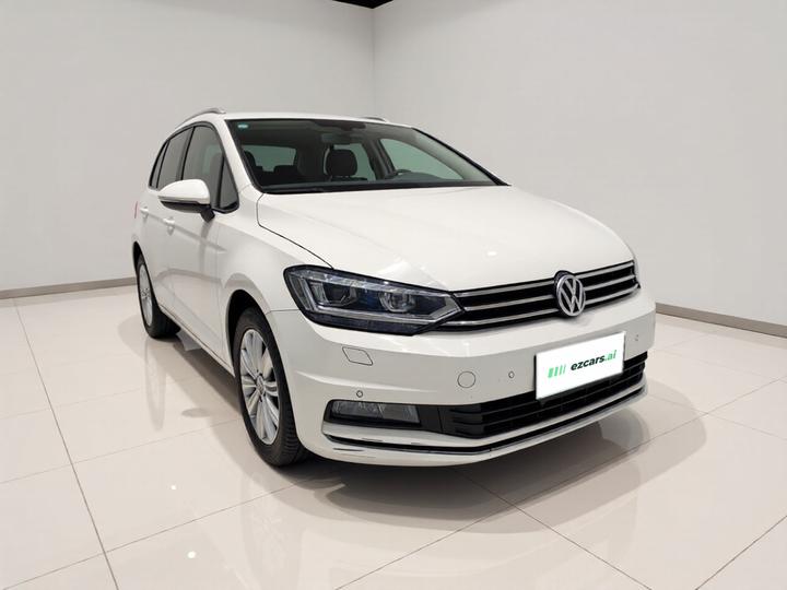 2018 L 280TSI DSG 7-Seater photo 3