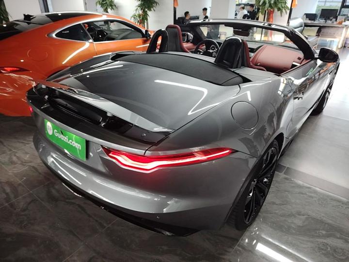 F-TYPE 2023 P300 Convertible R-DYNAMIC BLACK photo 6