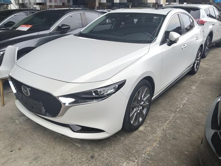 3 Axela 2022 2.0L AT