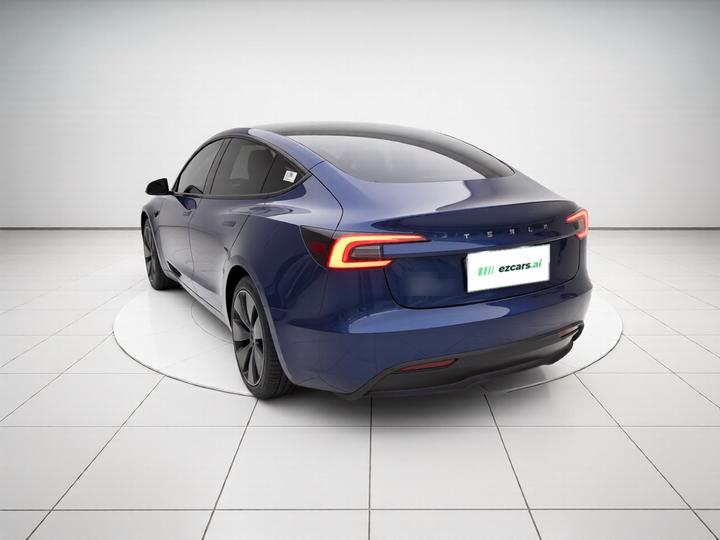 Model 3 2023 RWD photo 4