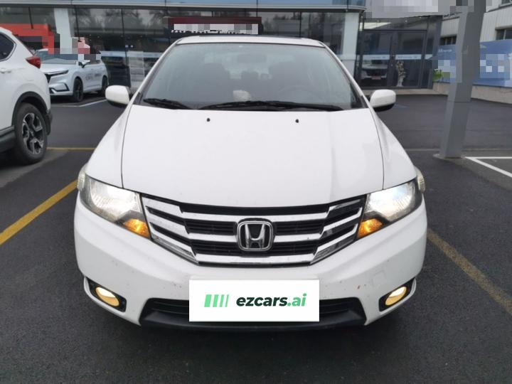 Classic 2014 1.5L MT Elite photo 2