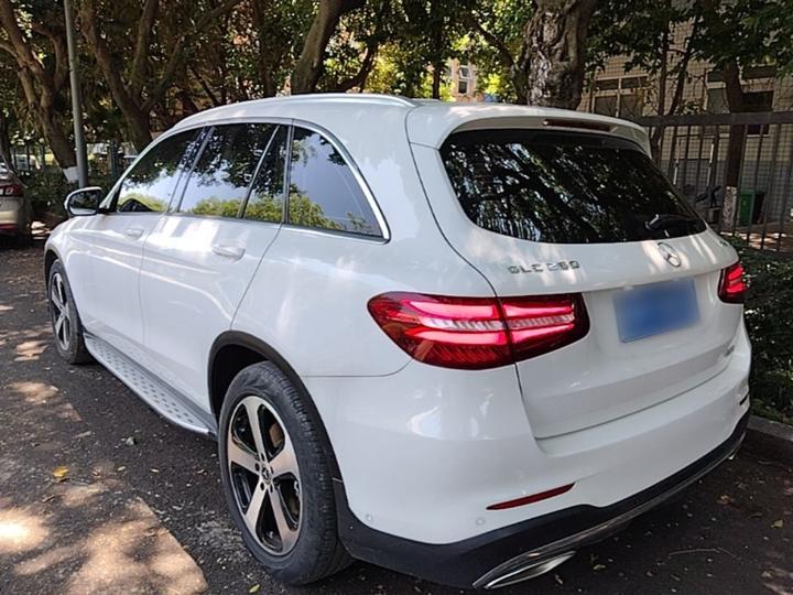 GLC 2019 GLC 260 4MATIC Luxury photo 4