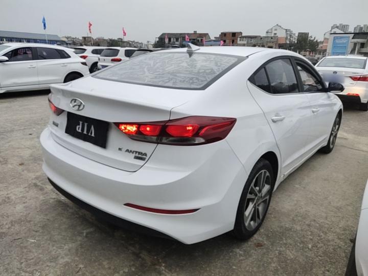 Elantra 2016 1.6L AT Smart Elite photo 6