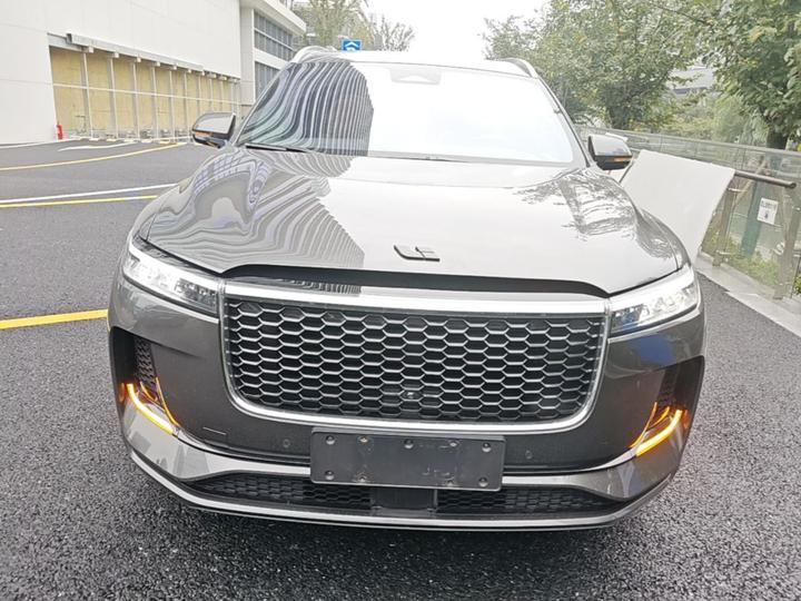 Li Auto ONE 2021 EREV 6-Seater photo 2