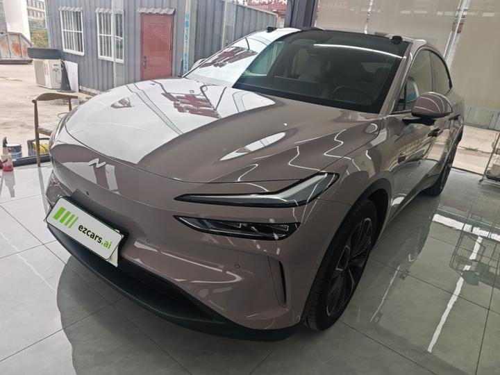 L60 2024 60kWh RWD