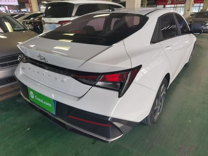 Elantra 2023 1.5L CVT GLX Elite photo 4