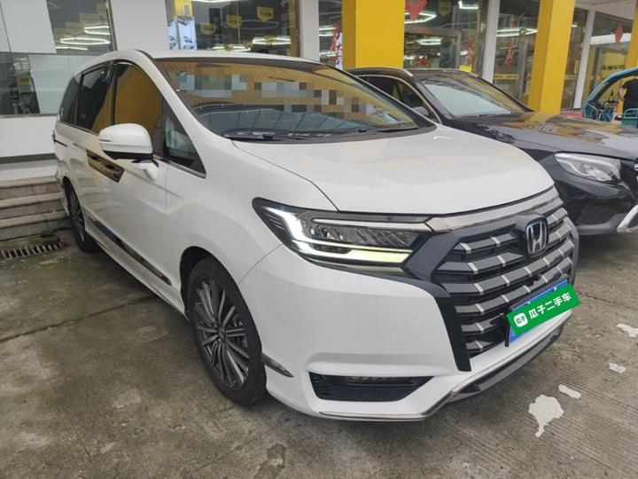 Elysion 2022 2.0L e:HEV Luxury photo 3