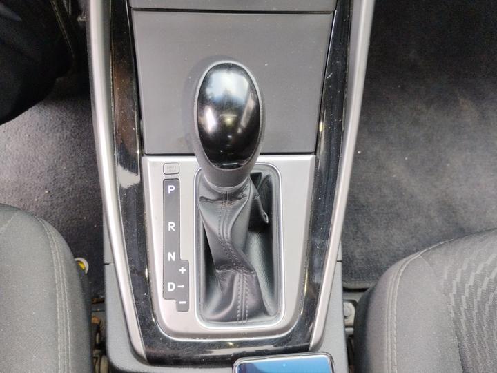 Elantra 2016 1.6L AT Premium photo 6