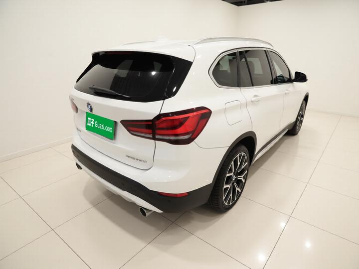X1 2021 Facelift xDrive25Li Exclusive photo 6
