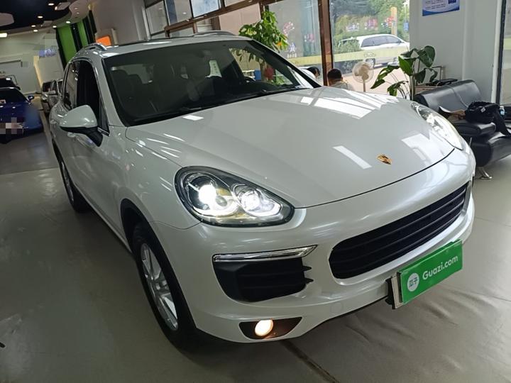 2016 Cayenne 3.0T photo 3