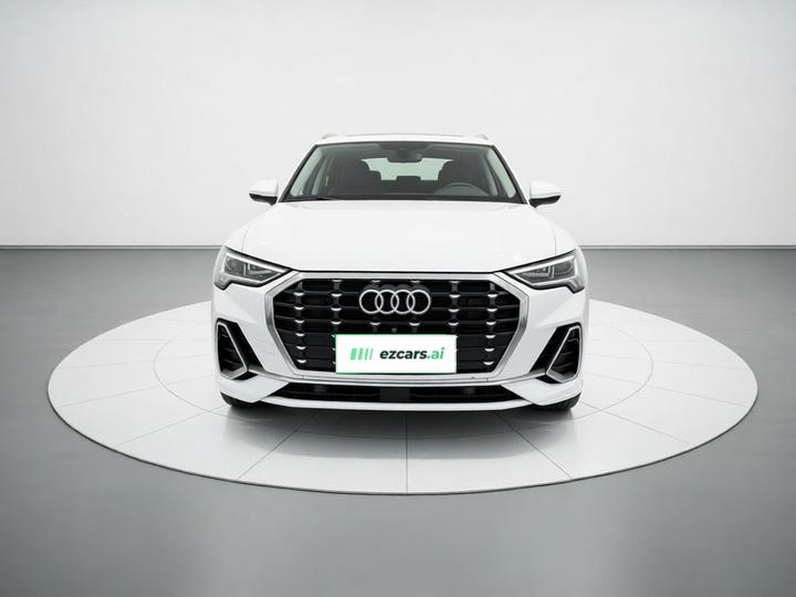 Q3 2020 40 TFSI Fashion Dynamic photo 2