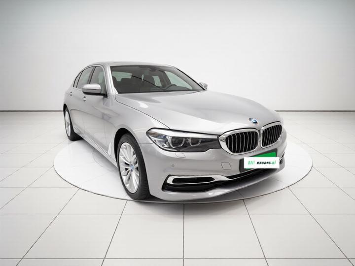 5 Series 2020 525Li Luxury photo 3
