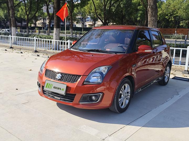 Swift 2014 1.5L AT Fashion