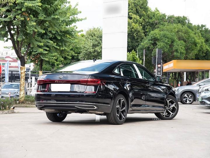 Passat 2026 330TSI Elite photo 4