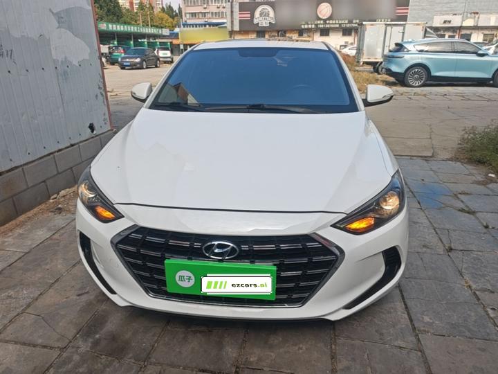 Elantra 2020 1.5L CVT Smart Elite photo 2