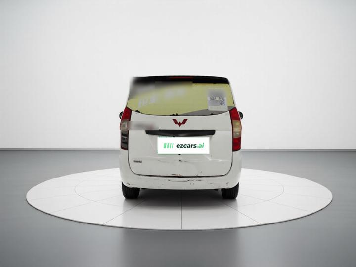 Wuling Hongguang 2016 1.5L S Comfort photo 3