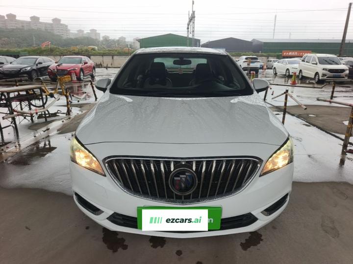 Verano 2017 Sedan 15S AT Progressive photo 2