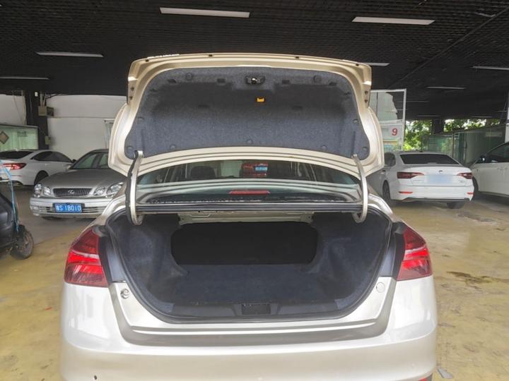 Emgrand 2019 1.5L CVT China VI photo 8