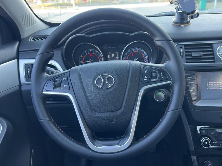 BAIC X55 2016 1.5T CVT Elite photo 2