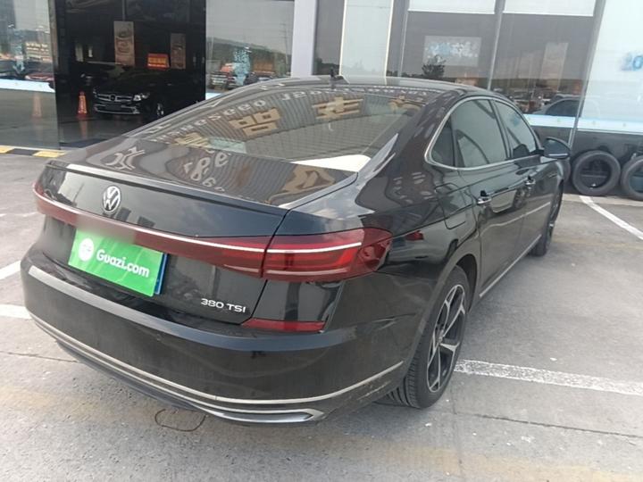 Passat 2024 380TSI Luxury photo 6