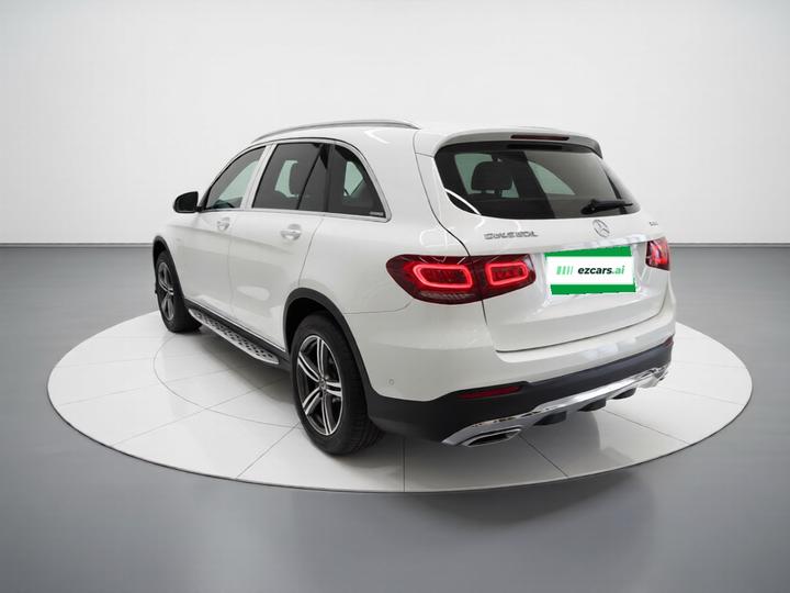 GLC 2021 GLC 260 L 4MATIC Dynamic photo 4