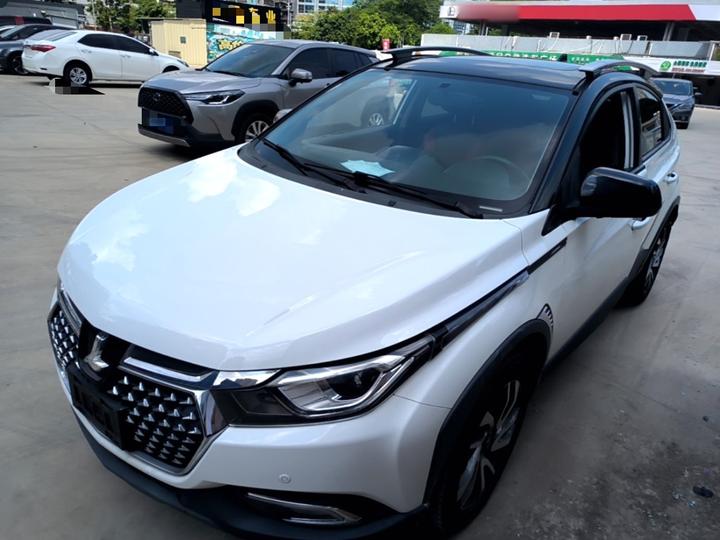 Luxgen U5 SUV 2017 1.6L CVT