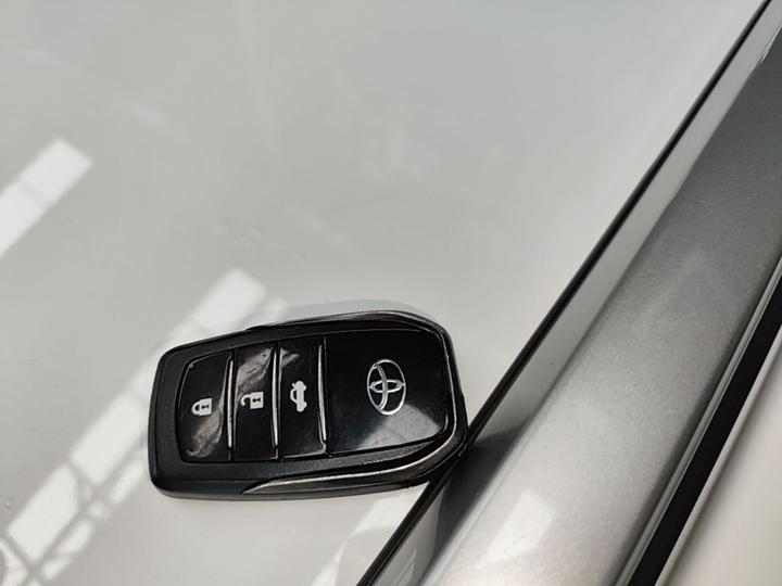 YARiS L 2021 X 1.5L CVT Leading photo 8