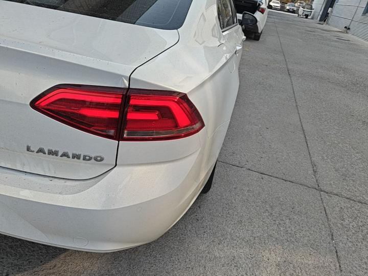 Lamando 2018 230TSI DSG photo 7